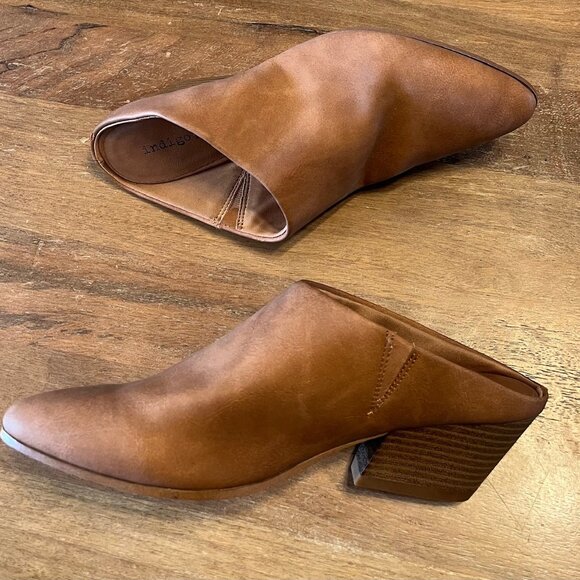Indigo Rd Shoes Womens 8M Casual Slip On Clog Bootie Brown Faux‎ Leather Heel - Picture 3 of 11